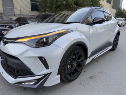 TOYOTA C-HR 1.2 G-T Mode-Nero Safety Plus III 2023