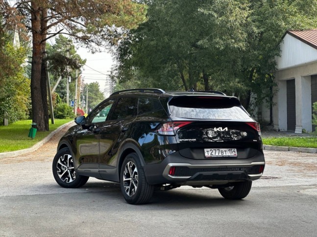 KIA Sportase 1.6 T-GDI AT Hybrid Signature Gravity 2021