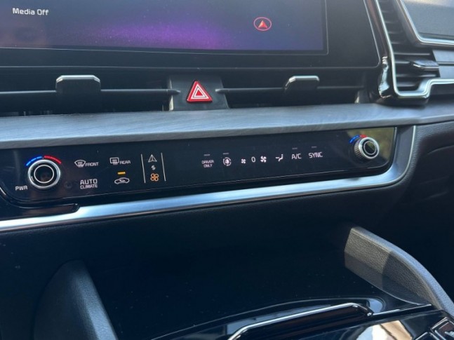 KIA Sportase 1.6 T-GDI AT Hybrid Signature Gravity 2021