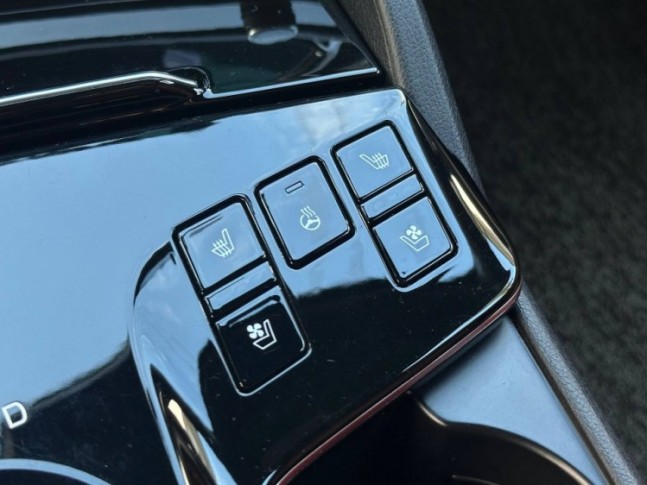 KIA Sportase 1.6 T-GDI AT Hybrid Signature Gravity 2021