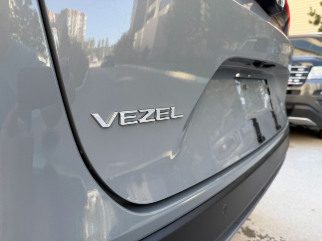Honda Vezel 1.5 G 4WD 2026