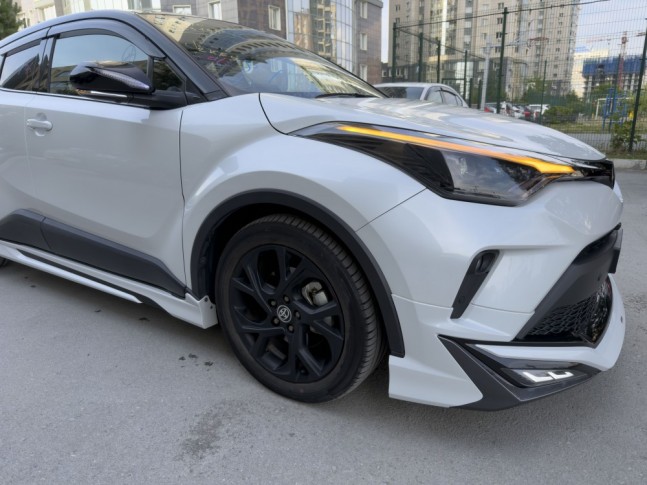 TOYOTA C-HR 1.2 G-T Mode-Nero Safety Plus III 2023