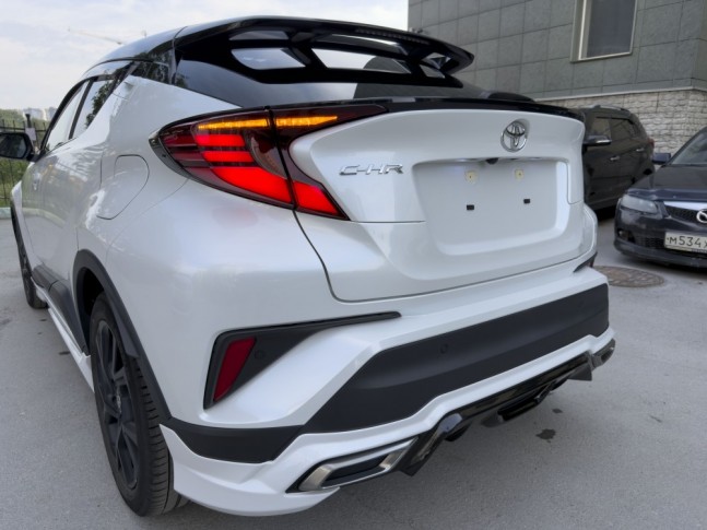 TOYOTA C-HR 1.2 G-T Mode-Nero Safety Plus III 2023