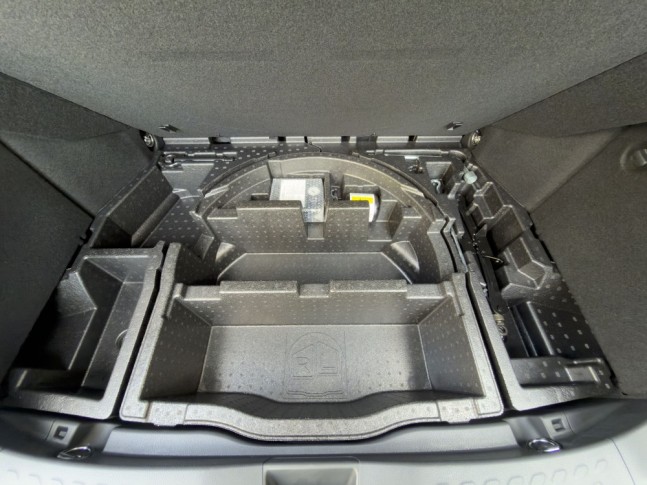 TOYOTA C-HR 1.2 G-T Mode-Nero Safety Plus III 2023