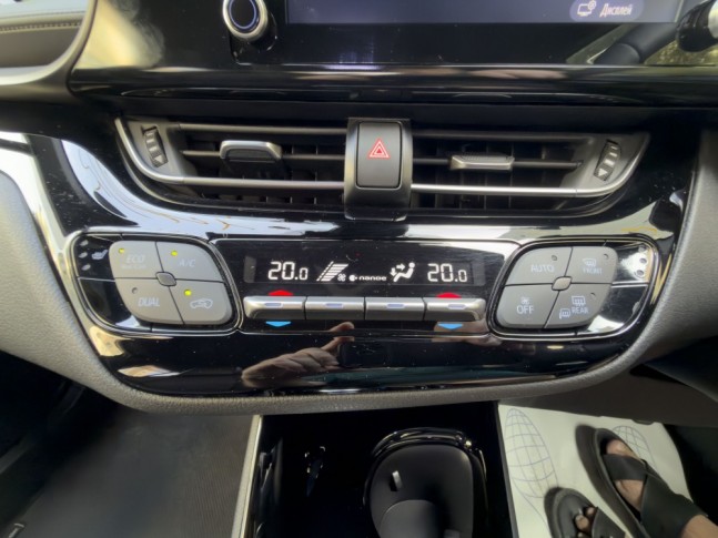 TOYOTA C-HR 1.2 G-T Mode-Nero Safety Plus III 2023